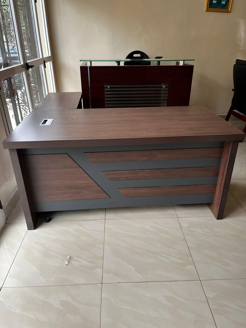 Bureau  Bureau Ministre 1m80 Bureau Direction